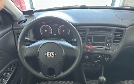KIA Rio II, 2011 год, 649 900 рублей, 10 фотография