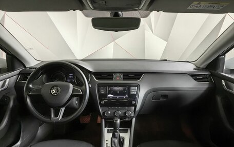 Skoda Octavia, 2019 год, 1 785 000 рублей, 11 фотография