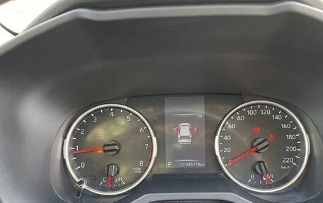 Toyota RAV4, 2021 год, 2 299 000 рублей, 12 фотография