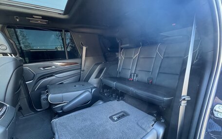 Cadillac Escalade V, 2021 год, 9 500 000 рублей, 17 фотография