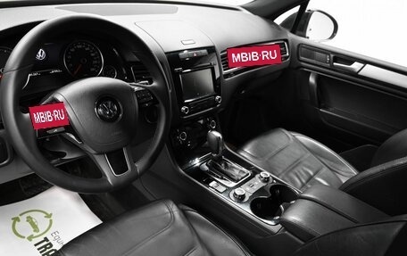 Volkswagen Touareg III, 2011 год, 1 995 000 рублей, 8 фотография