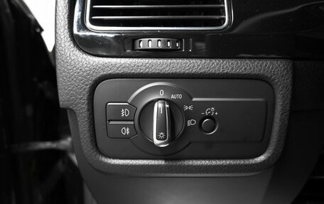 Volkswagen Touareg III, 2011 год, 1 995 000 рублей, 22 фотография