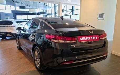 KIA Optima IV, 2017 год, 1 600 000 рублей, 2 фотография