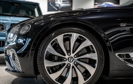 Bentley Continental GT III, 2019 год, 17 500 000 рублей, 13 фотография