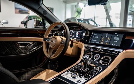 Bentley Continental GT III, 2019 год, 17 500 000 рублей, 21 фотография
