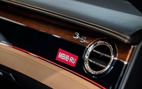 Bentley Continental GT III, 2019 год, 17 500 000 рублей, 26 фотография