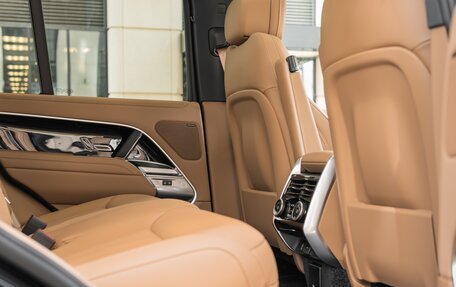 Land Rover Range Rover IV рестайлинг, 2026 год, 20 950 000 рублей, 36 фотография