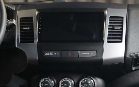 Mitsubishi Outlander III рестайлинг 3, 2012 год, 1 149 000 рублей, 10 фотография