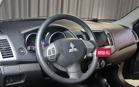 Mitsubishi Outlander III рестайлинг 3, 2012 год, 1 149 000 рублей, 8 фотография