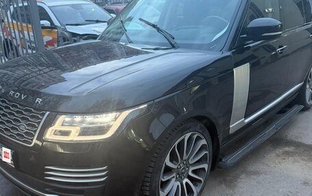 Land Rover Range Rover IV рестайлинг, 2018 год, 8 600 000 рублей, 3 фотография