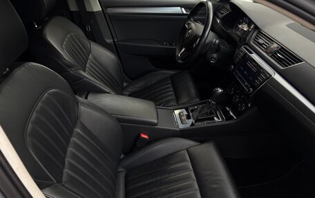 Skoda Superb III рестайлинг, 2017 год, 2 190 000 рублей, 8 фотография