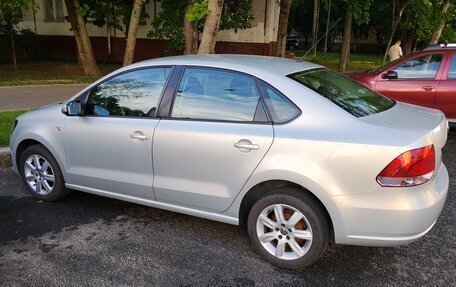 Volkswagen Polo VI (EU Market), 2012 год, 1 100 000 рублей, 2 фотография