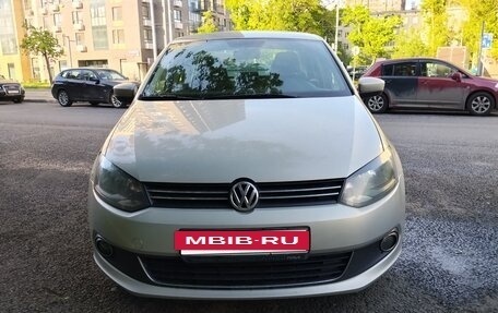 Volkswagen Polo VI (EU Market), 2012 год, 1 100 000 рублей, 7 фотография