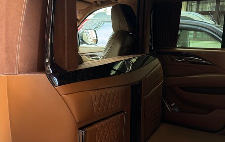 Cadillac Escalade IV, 2015 год, 4 800 000 рублей, 6 фотография