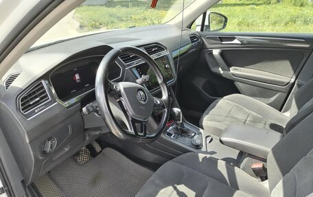 Volkswagen Tiguan II, 2017 год, 1 950 000 рублей, 13 фотография