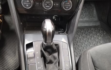 Volkswagen Tiguan II, 2017 год, 1 950 000 рублей, 15 фотография