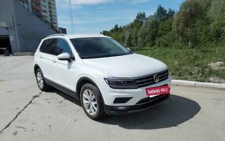 Volkswagen Tiguan II, 2017 год, 1 950 000 рублей, 4 фотография