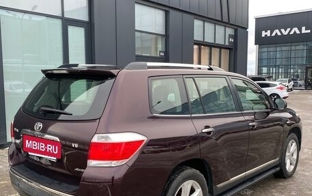 Toyota Highlander III, 2012 год, 2 100 000 рублей, 6 фотография
