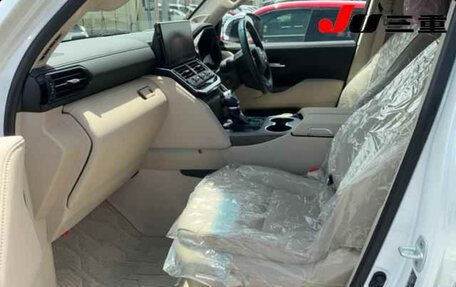 Toyota Land Cruiser, 2022 год, 11 000 000 рублей, 6 фотография