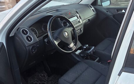 Volkswagen Tiguan I, 2009 год, 400 000 рублей, 9 фотография