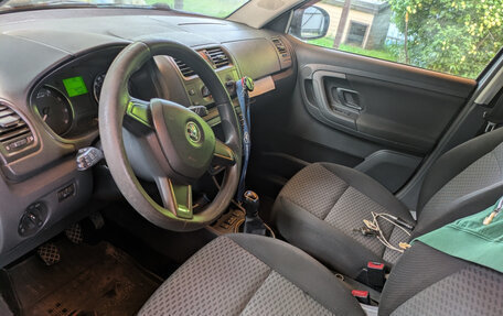 Skoda Fabia II, 2014 год, 650 000 рублей, 6 фотография