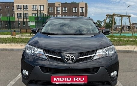 Toyota RAV4, 2014 год, 1 990 000 рублей, 2 фотография