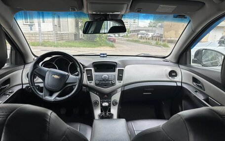 Chevrolet Cruze II, 2011 год, 400 000 рублей, 11 фотография