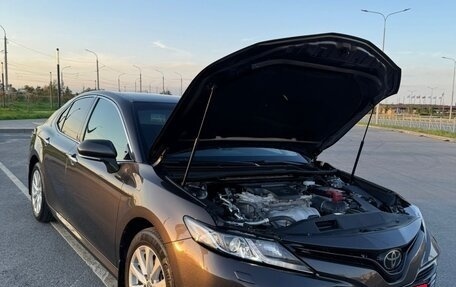Toyota Camry, 2020 год, 3 000 000 рублей, 9 фотография