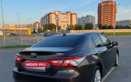 Toyota Camry, 2020 год, 3 000 000 рублей, 5 фотография