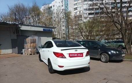 Hyundai Solaris II рестайлинг, 2014 год, 380 000 рублей, 18 фотография