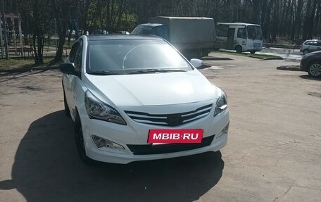Hyundai Solaris II рестайлинг, 2014 год, 380 000 рублей, 19 фотография