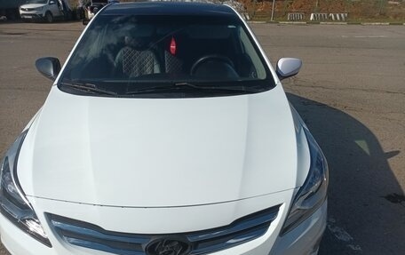 Hyundai Solaris II рестайлинг, 2014 год, 380 000 рублей, 23 фотография
