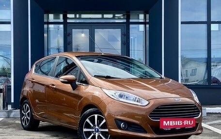 Ford Fiesta, 2015 год, 1 049 000 рублей, 3 фотография