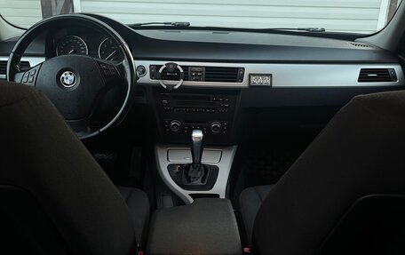 BMW 3 серия, 2011 год, 1 000 000 рублей, 6 фотография