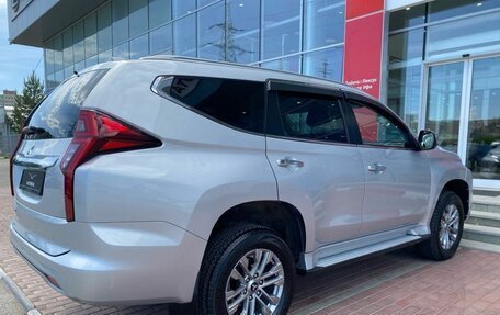 Mitsubishi Pajero Sport III рестайлинг, 2021 год, 4 490 000 рублей, 4 фотография