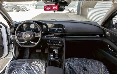 Hyundai Elantra, 2026 год, 2 995 000 рублей, 16 фотография
