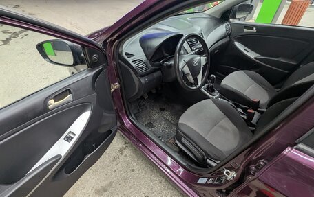 Hyundai Solaris II рестайлинг, 2011 год, 620 000 рублей, 6 фотография
