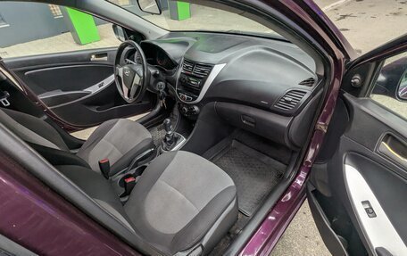 Hyundai Solaris II рестайлинг, 2011 год, 620 000 рублей, 5 фотография