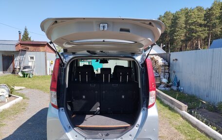 Toyota Roomy I, 2019 год, 1 000 000 рублей, 8 фотография