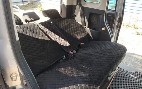 Toyota Roomy I, 2019 год, 1 000 000 рублей, 12 фотография
