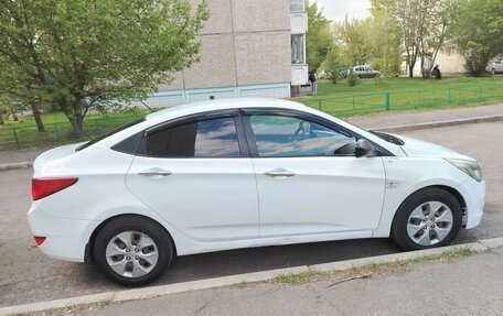 Hyundai Solaris II рестайлинг, 2014 год, 680 000 рублей, 4 фотография