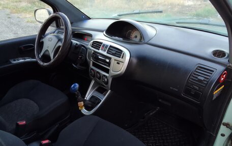 Hyundai Matrix I рестайлинг, 2002 год, 280 000 рублей, 9 фотография