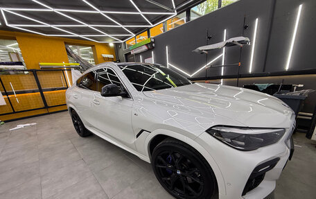 BMW X6, 2020 год, 9 000 000 рублей, 8 фотография
