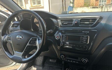 KIA Rio III рестайлинг, 2015 год, 1 300 000 рублей, 6 фотография