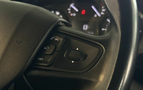 Peugeot Traveller I, 2019 год, 2 500 000 рублей, 13 фотография