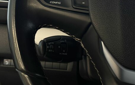 Peugeot Traveller I, 2019 год, 2 500 000 рублей, 14 фотография