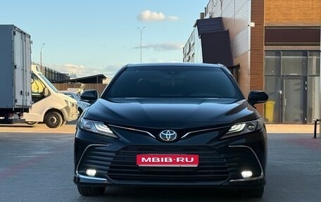 Toyota Camry, 2023 год, 3 400 000 рублей, 1 фотография