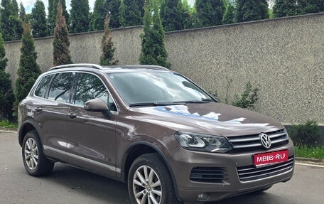 Volkswagen Touareg III, 2013 год, 1 950 000 рублей, 1 фотография