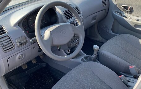Hyundai Accent II, 2004 год, 330 000 рублей, 9 фотография