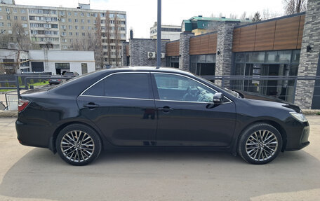 Toyota Camry, 2018 год, 2 150 000 рублей, 10 фотография